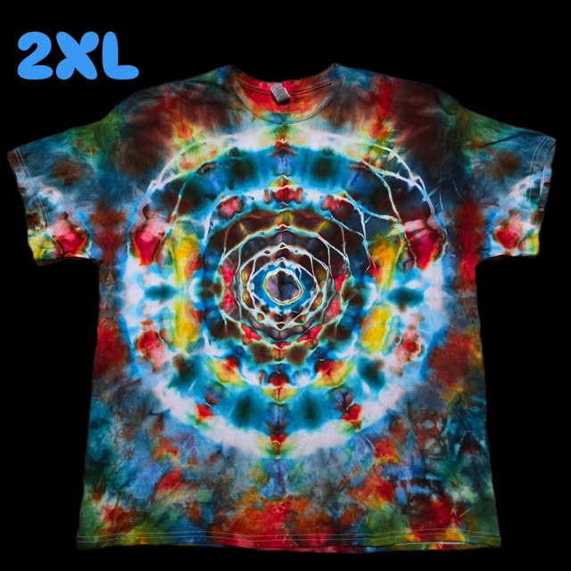 Mandala ice-dye tee